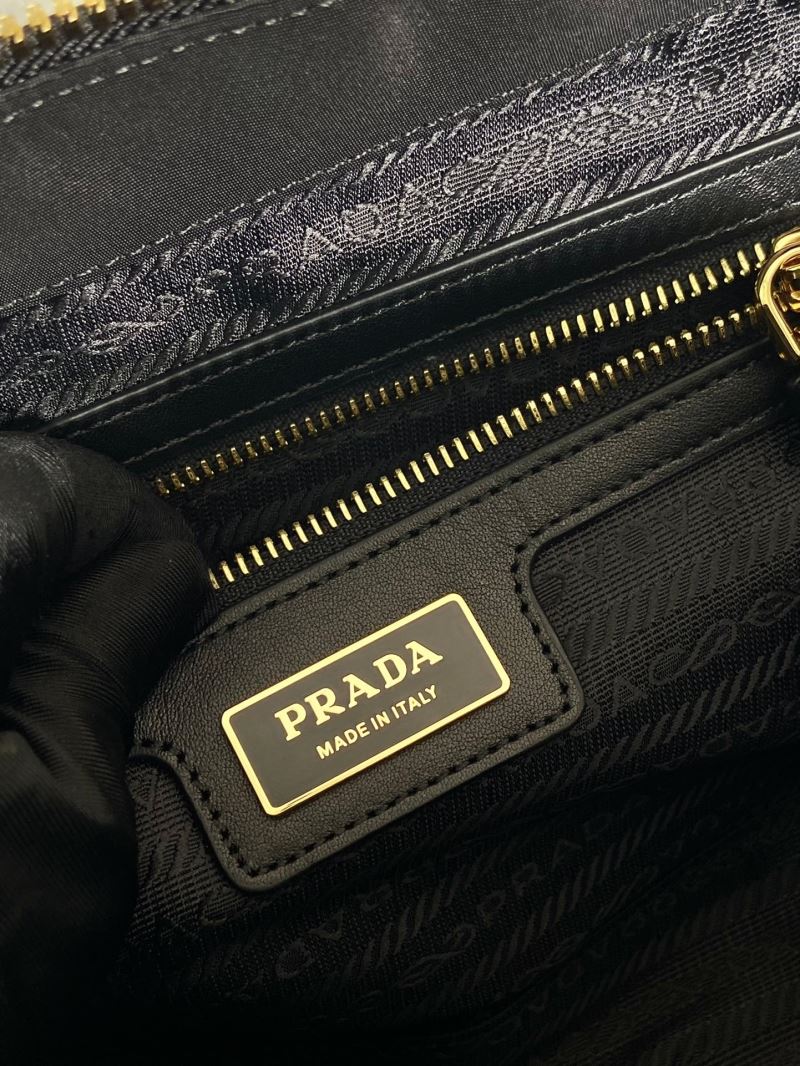 Pra*a top handle bags
